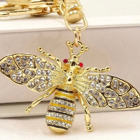 Bee Bag Rhinestone Charm Keychain - Picture 2 of 5